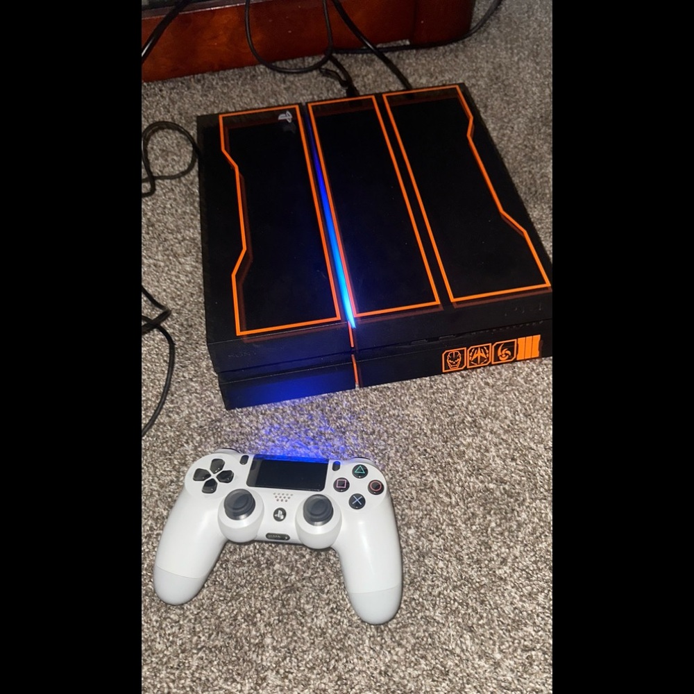 PS4 jailbroken gold hen bo3